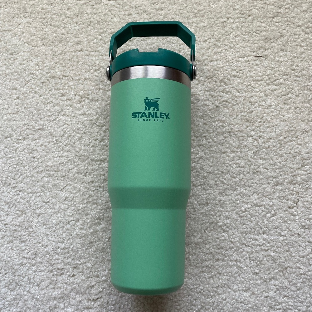 Stanley IceFlow Flip Straw Tumbler 30oz